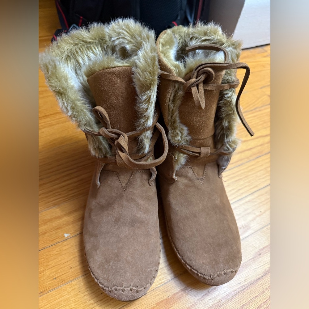 Toms Zahara Suede faux shearling booties moccasins